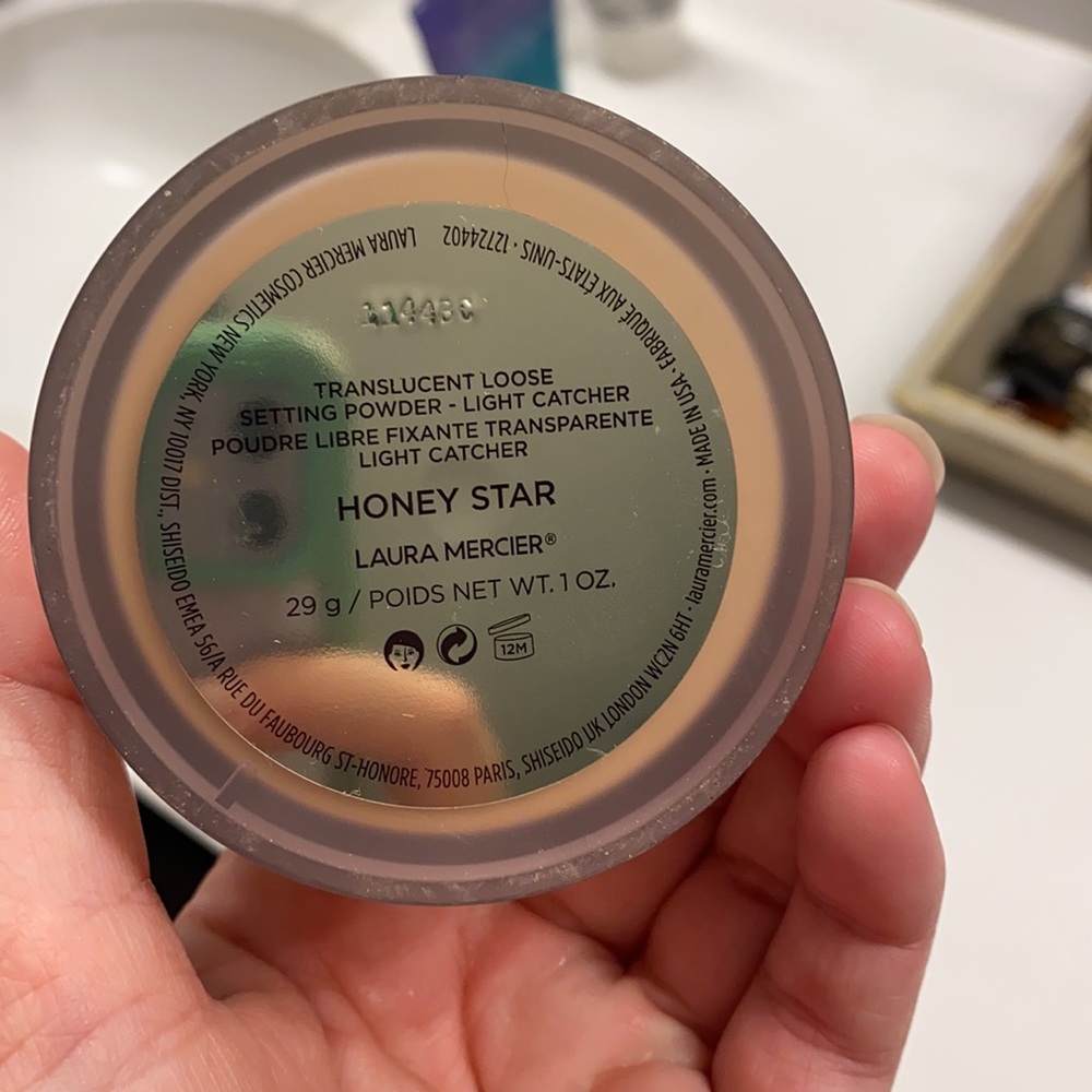 COPY - Laura mercier translucent loose setting powder